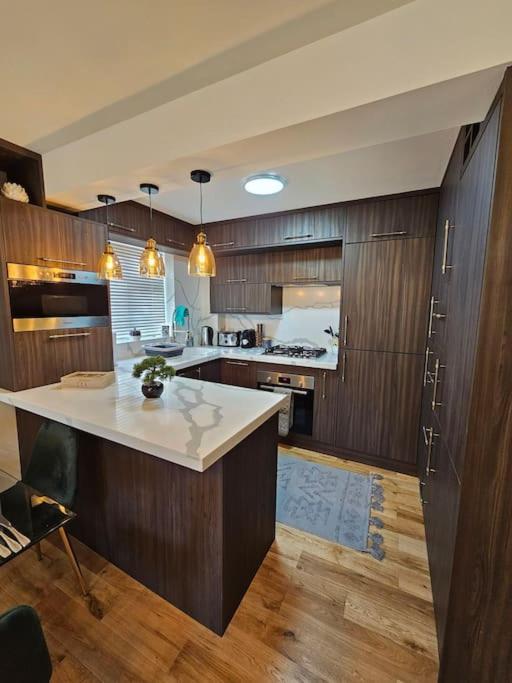 Comfortable Two Bedroom Flat 브라이턴 외부 사진
