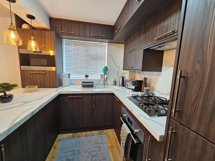 Comfortable Two Bedroom Flat 브라이턴 외부 사진